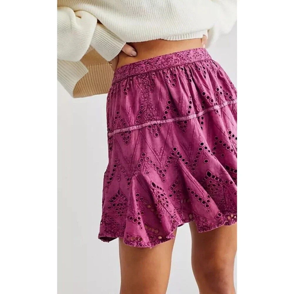 Free People Women Serenity Eyelet Mini City Skort in Pink Rose Size XS NWT